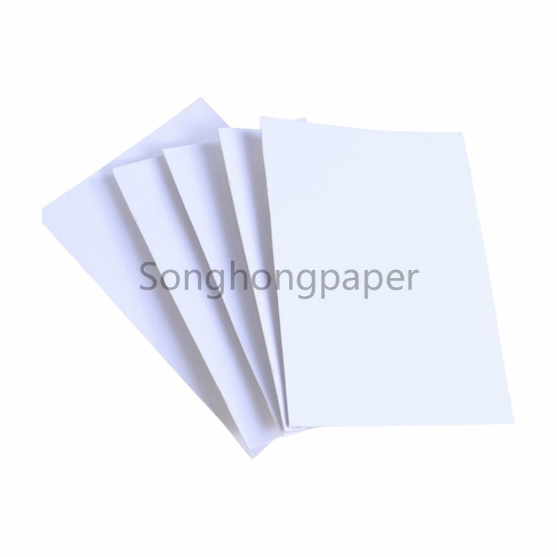 Recycelbares C1S White Liner -Karton