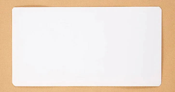 Weißer Karton mit abgerundeten Ecken, A5, 250 g weißes Kartonpapier, Hartkarton für Kleidung und Unterwäsche. Weißer Duplexkarton mit grauer Rückseite